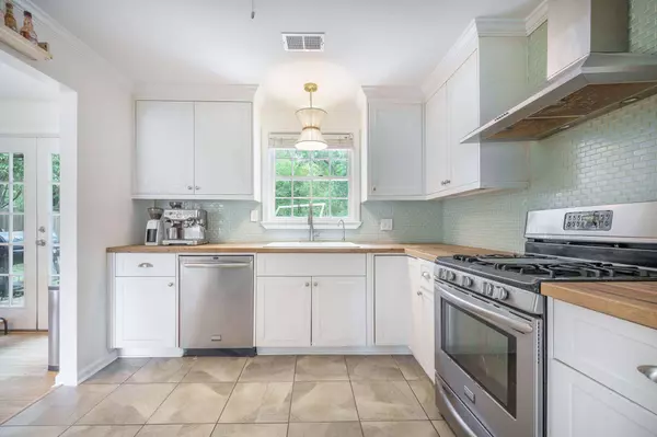 2010 Culver Ave, Charleston, SC 29407