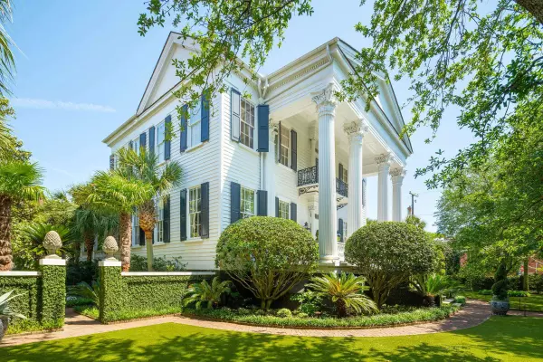 172 Tradd St, Charleston, SC 29401
