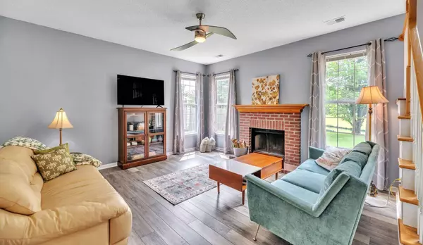 3290 Middleburry Ln, Charleston, SC 29414