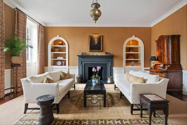 55 E Bay St, Charleston, SC 29401