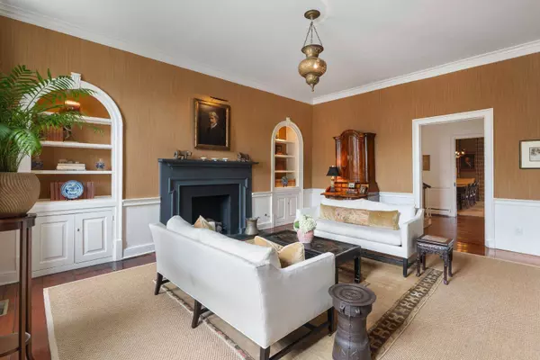 55 E Bay St, Charleston, SC 29401