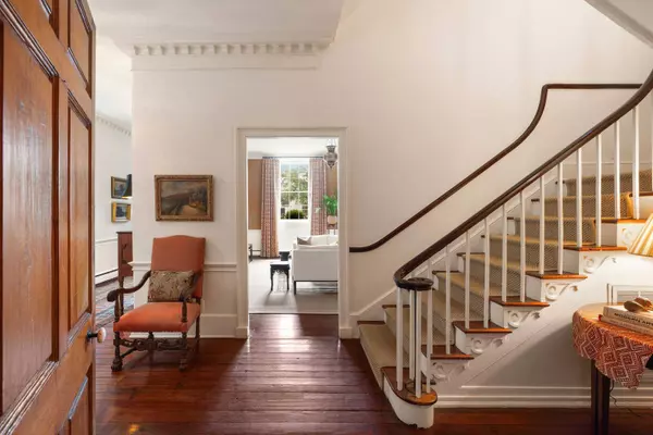 55 E Bay St, Charleston, SC 29401