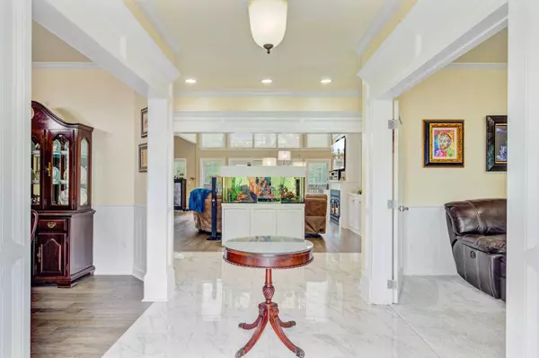204 Bellerive Ln, Summerville, SC 29483