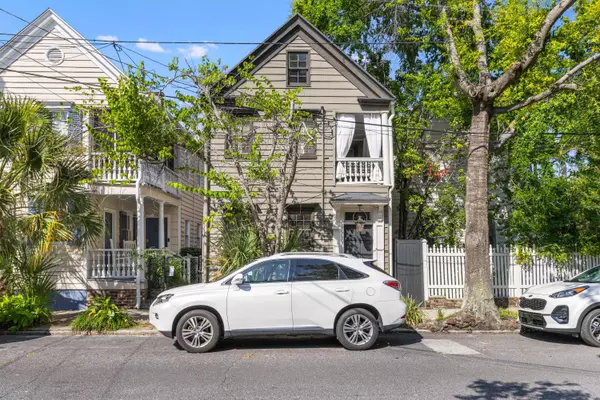 176 Smith St, Charleston, SC 29403