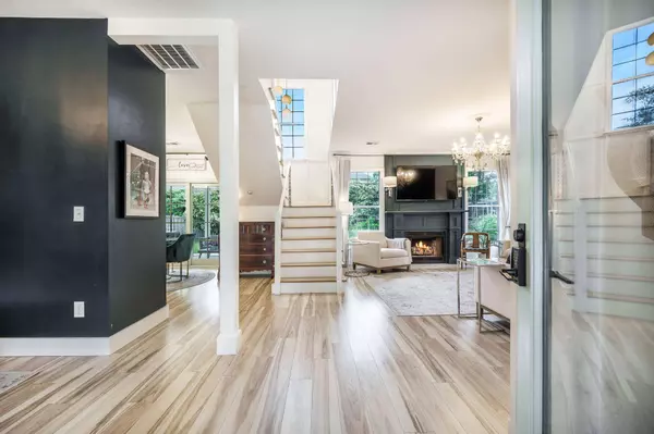 192 Historic Dr, Mount Pleasant, SC 29464