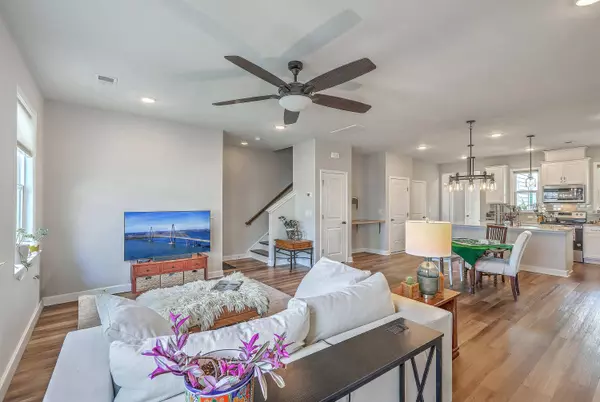 313 Lanyard St, Johns Island, SC 29455