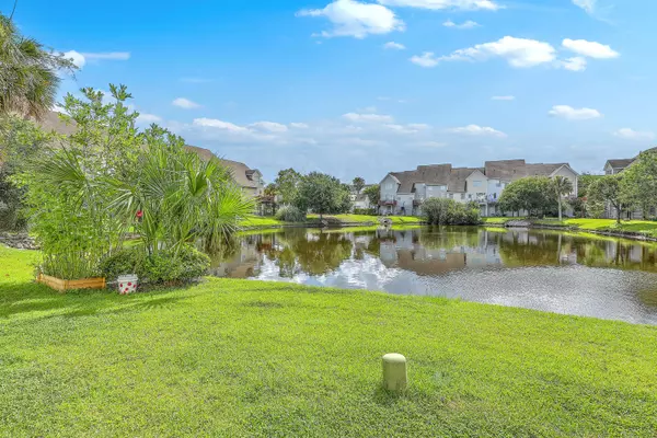313 Lanyard St, Johns Island, SC 29455