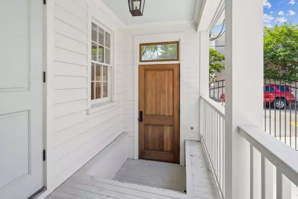 22 Sheppard St, Charleston, SC 29403