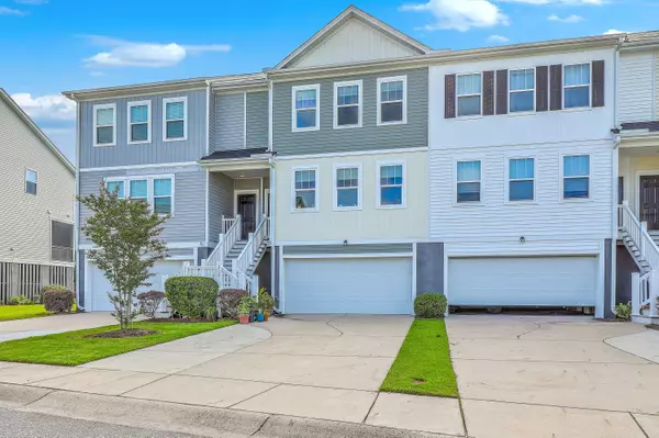 313 Lanyard St, Johns Island, SC 29455