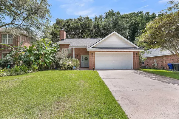 1022 Stono River Dr, Charleston, SC 29412