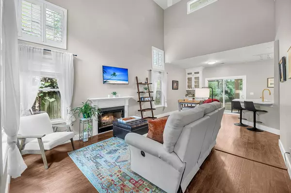 1022 Stono River Dr, Charleston, SC 29412