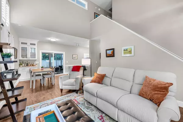 1022 Stono River Dr, Charleston, SC 29412