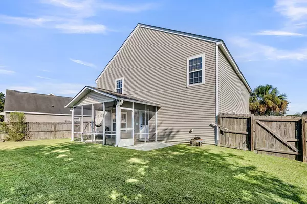 2045 Cripplecreek Dr, Ladson, SC 29456