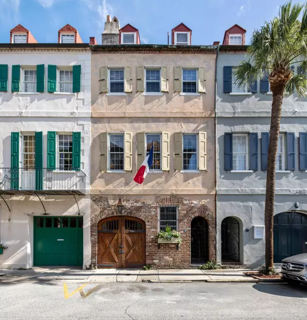 26 Queen St, Charleston, SC 29401