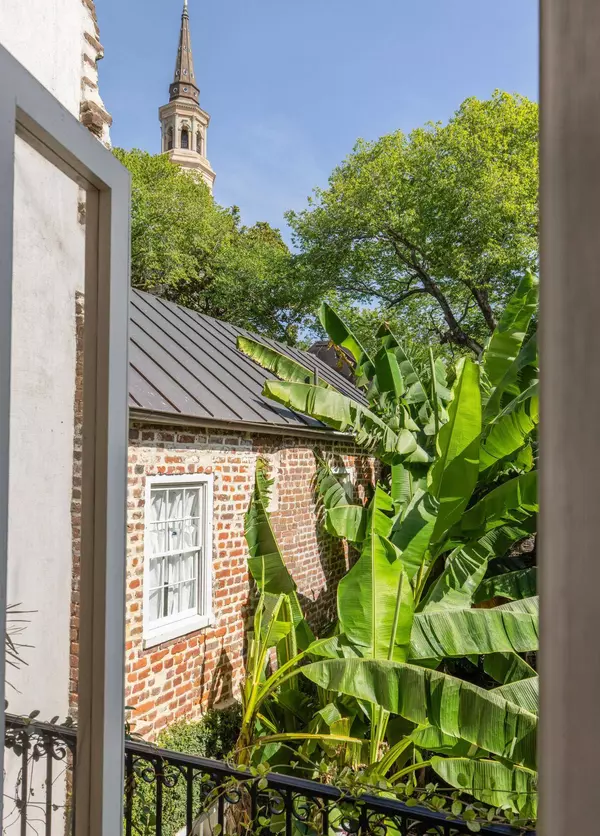 26 Queen St, Charleston, SC 29401