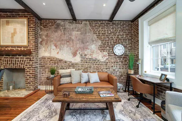 32 State St, Charleston, SC 29401