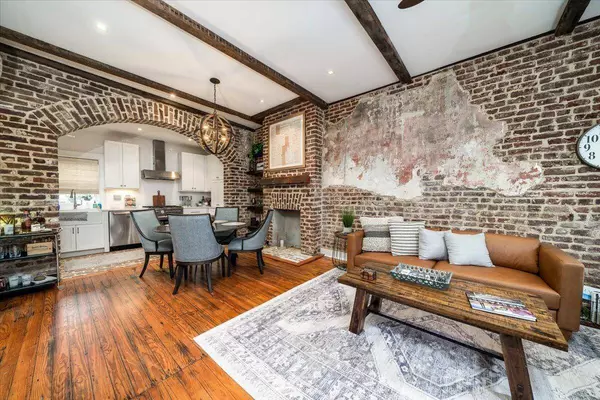 32 State St, Charleston, SC 29401