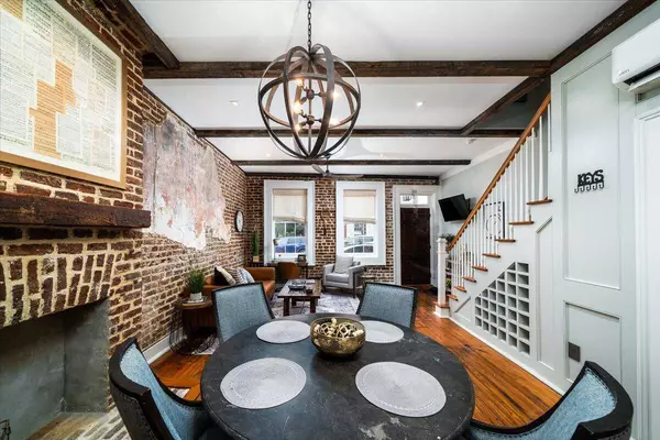 32 State St, Charleston, SC 29401