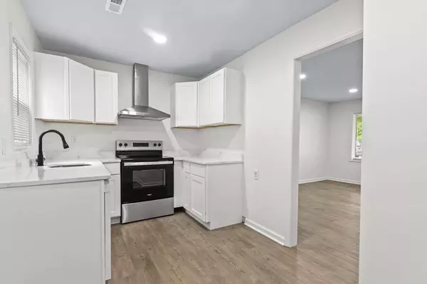 3120 Matipan Ave, North Charleston, SC 29405