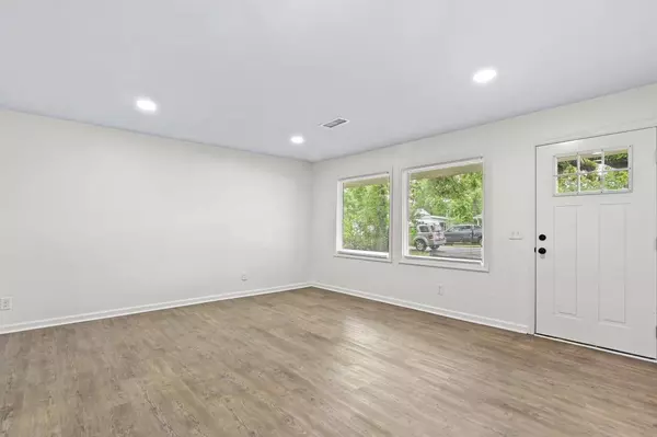 3120 Matipan Ave, North Charleston, SC 29405