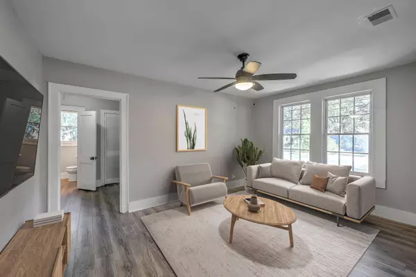 7629 Pinehurst St, North Charleston, SC 29420