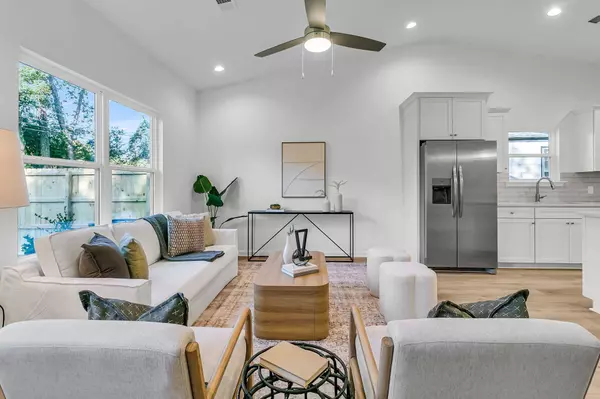 2634 Harvey Ave, North Charleston, SC 29405