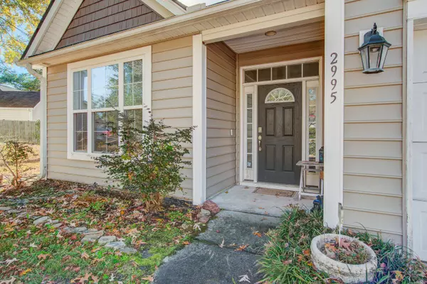 2995 Pocasset Cir, North Charleston, SC 29420