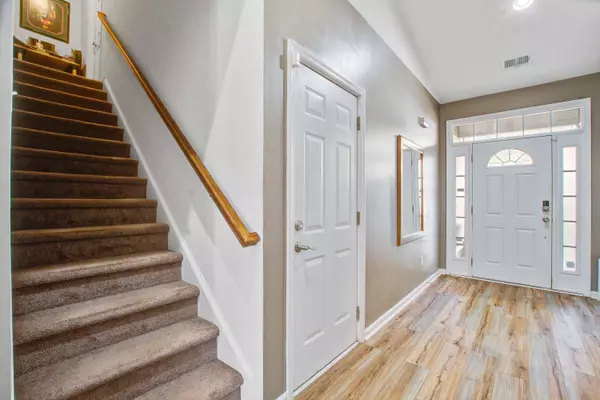 2995 Pocasset Cir, North Charleston, SC 29420