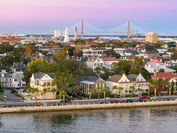 14 1/2 Murray Blvd, Charleston, SC 29401