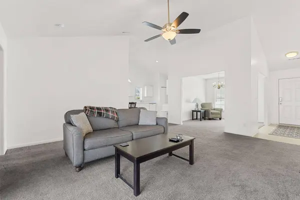 104 Concord St, Goose Creek, SC 29445