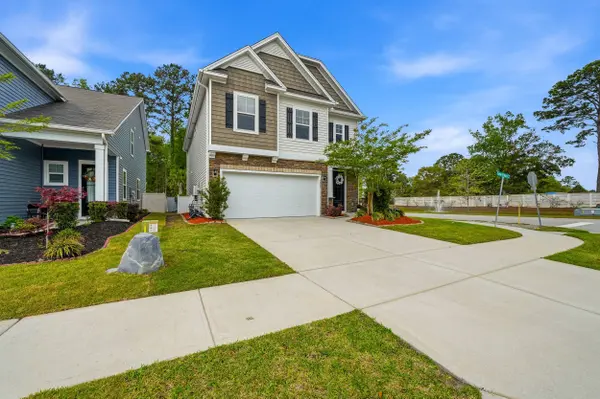 1067 Sago Palm Ct, Mount Pleasant, SC 29429