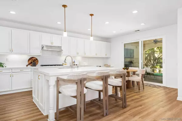 8492 Blackburn Ln, San Diego, CA 92129