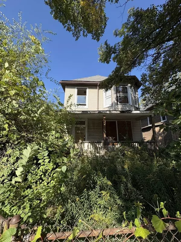 318 W 75th ST, Chicago, IL 60620