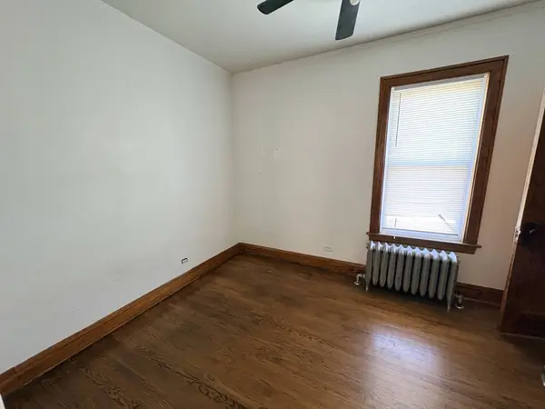 6753 S Artesian AVE, Chicago, IL 60629