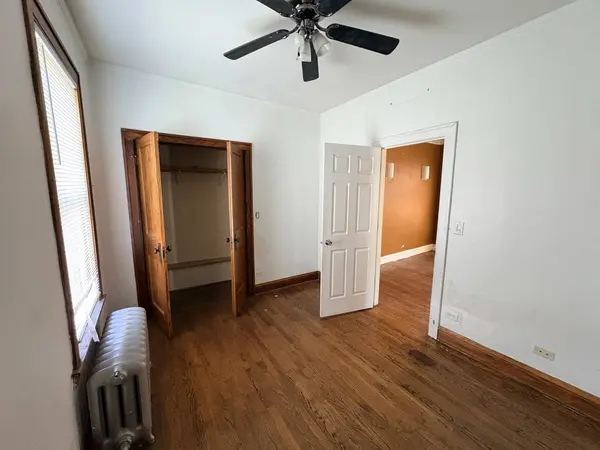 6753 S Artesian AVE, Chicago, IL 60629