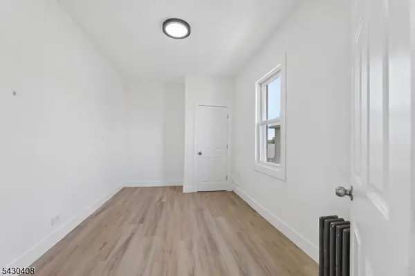 216 Silver Ave, Hillside Twp., NJ 07205