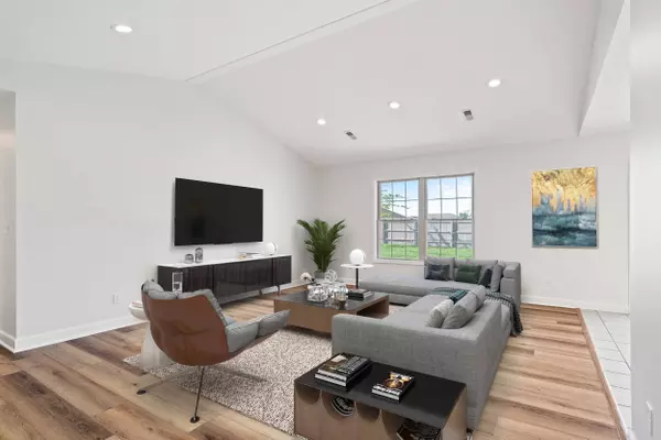 531 Gregory LN, Fulton, MO 65251