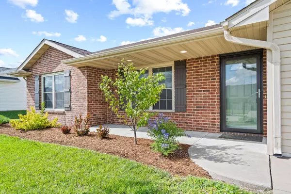 531 Gregory LN, Fulton, MO 65251