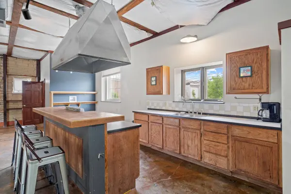 210 E 6th ST, Fulton, MO 65251