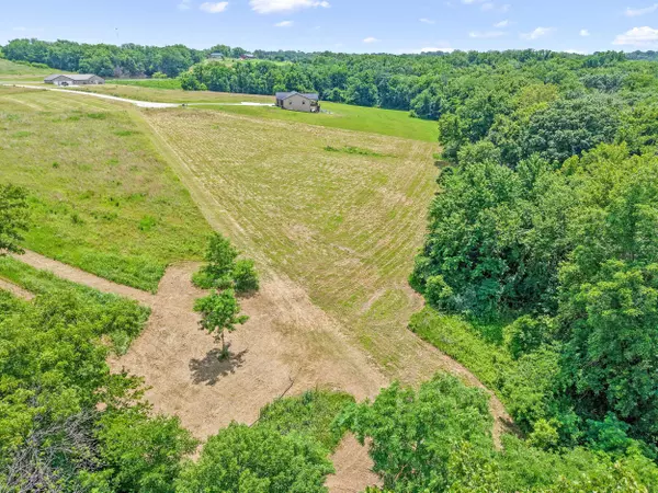 15000 Meriwether CT, Boonville, MO 65233