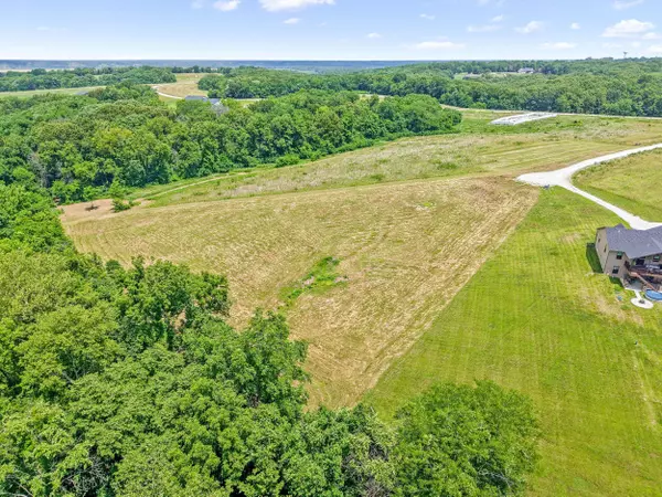 15000 Meriwether CT, Boonville, MO 65233