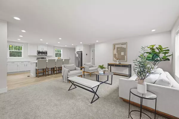 7096 State RD #J, Fulton, MO 65251