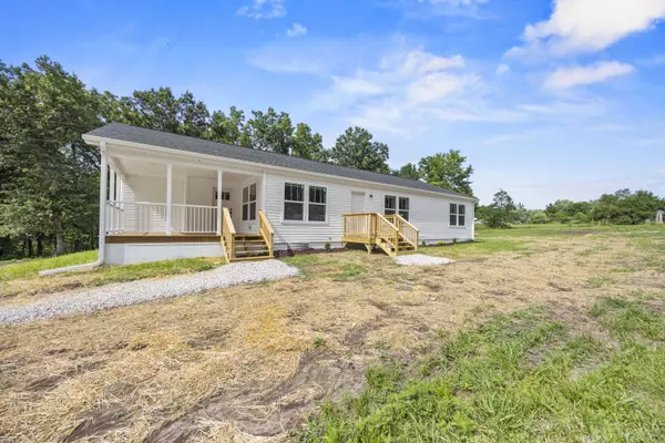 7096 State RD #J, Fulton, MO 65251