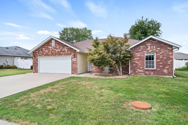 1387 Matthew ST, Fulton, MO 65251