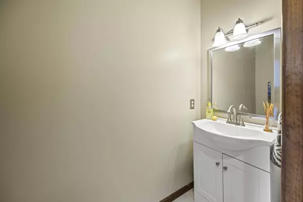 3701 Churchill DR, Columbia, MO 65201