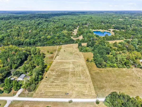 9679 Deer run RD, Williamsburg, MO 63388