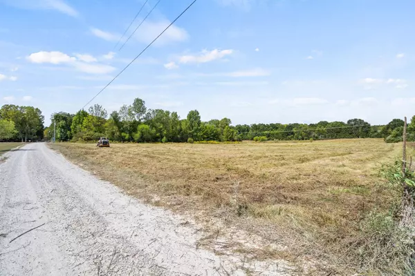 9679 Deer run RD, Williamsburg, MO 63388