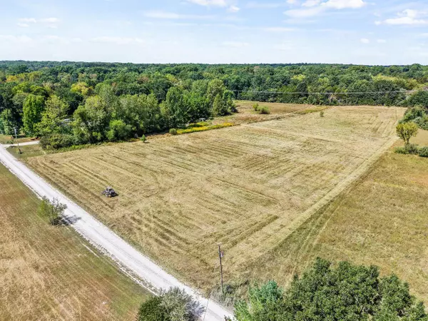 9679 Deer run RD, Williamsburg, MO 63388