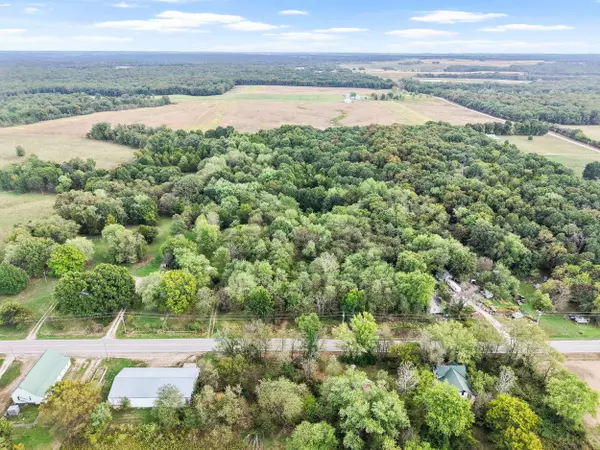 6902 State rd d, Portland, MO 65067