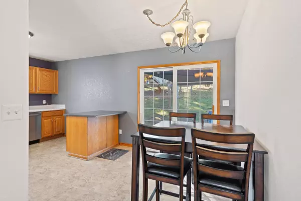 3741 Buckingham park, Jefferson City, MO 65109